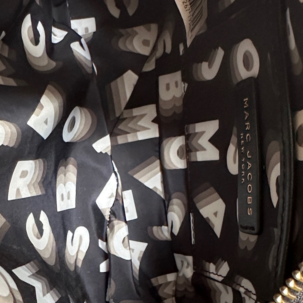 Marc Jacobs Flash Printed Crossbody Bag - Picture 4 of 15